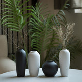 Matte Black & White Sand-Texture Ceramic Bud Vases – Minimalist New Chinese Style Table Decor