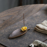Fallen Leaf Osmanthus Ceramic Incense Holder – Botanical Ash Catcher for Tea Rooms, Meditation & Zen Decor