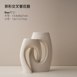 Interlocking Loop Ceramic Vase Set – Matte White & Silver Abstract Sculptural Vases for Modern New Chinese Interiors