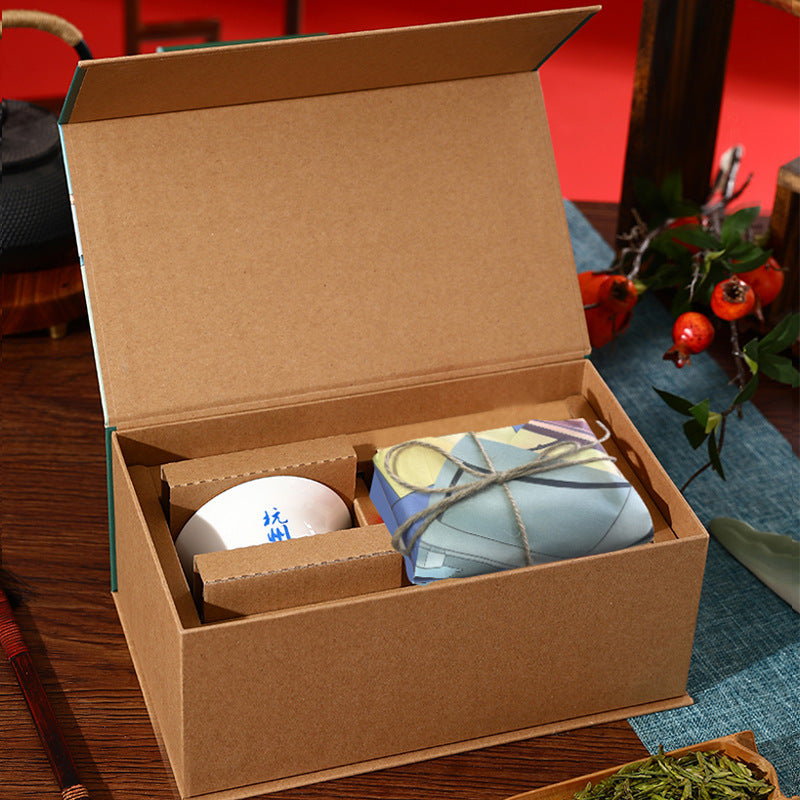 2026 Mingqian Longjing green tea and porcelain gaiwan gift set
