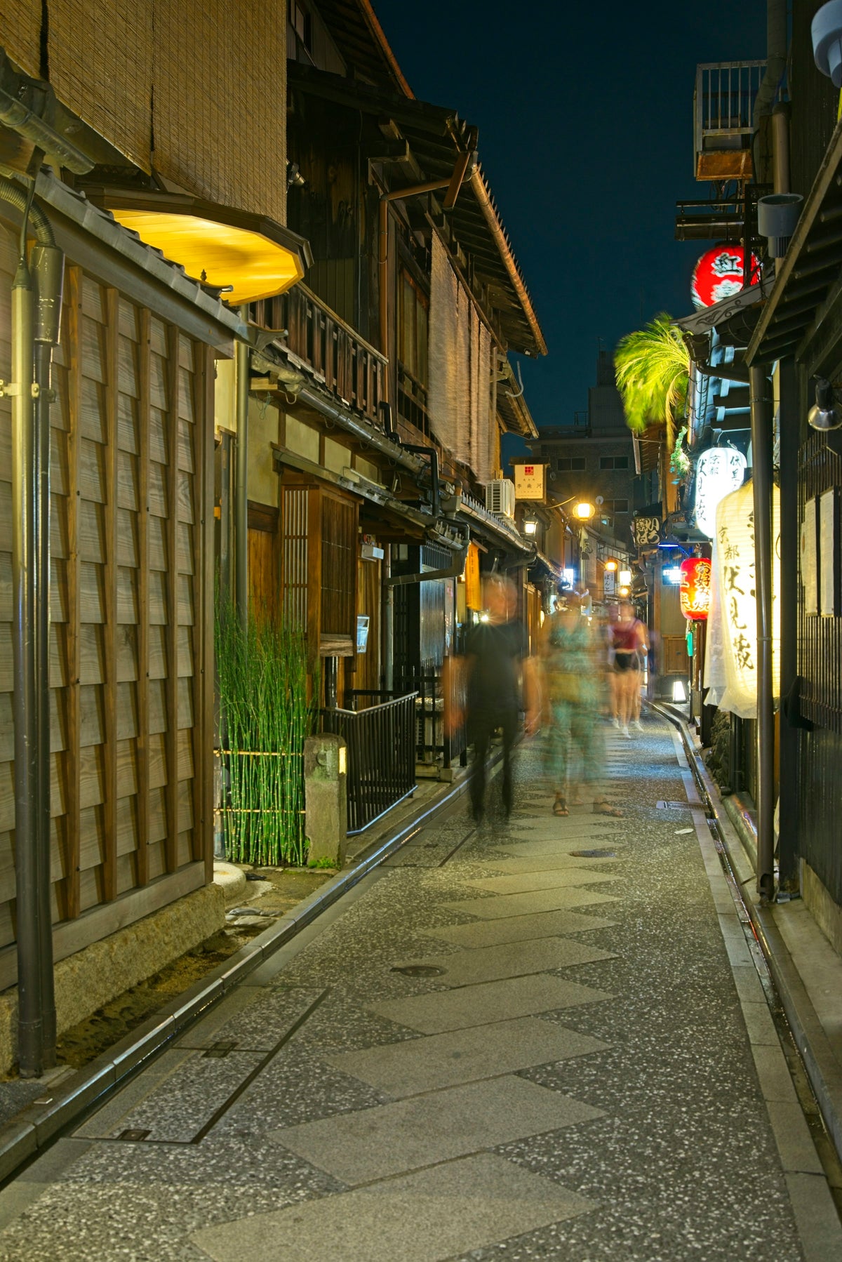 Lantern-lit traditional Kyoto street at night, Japan luxury travel and culture guide