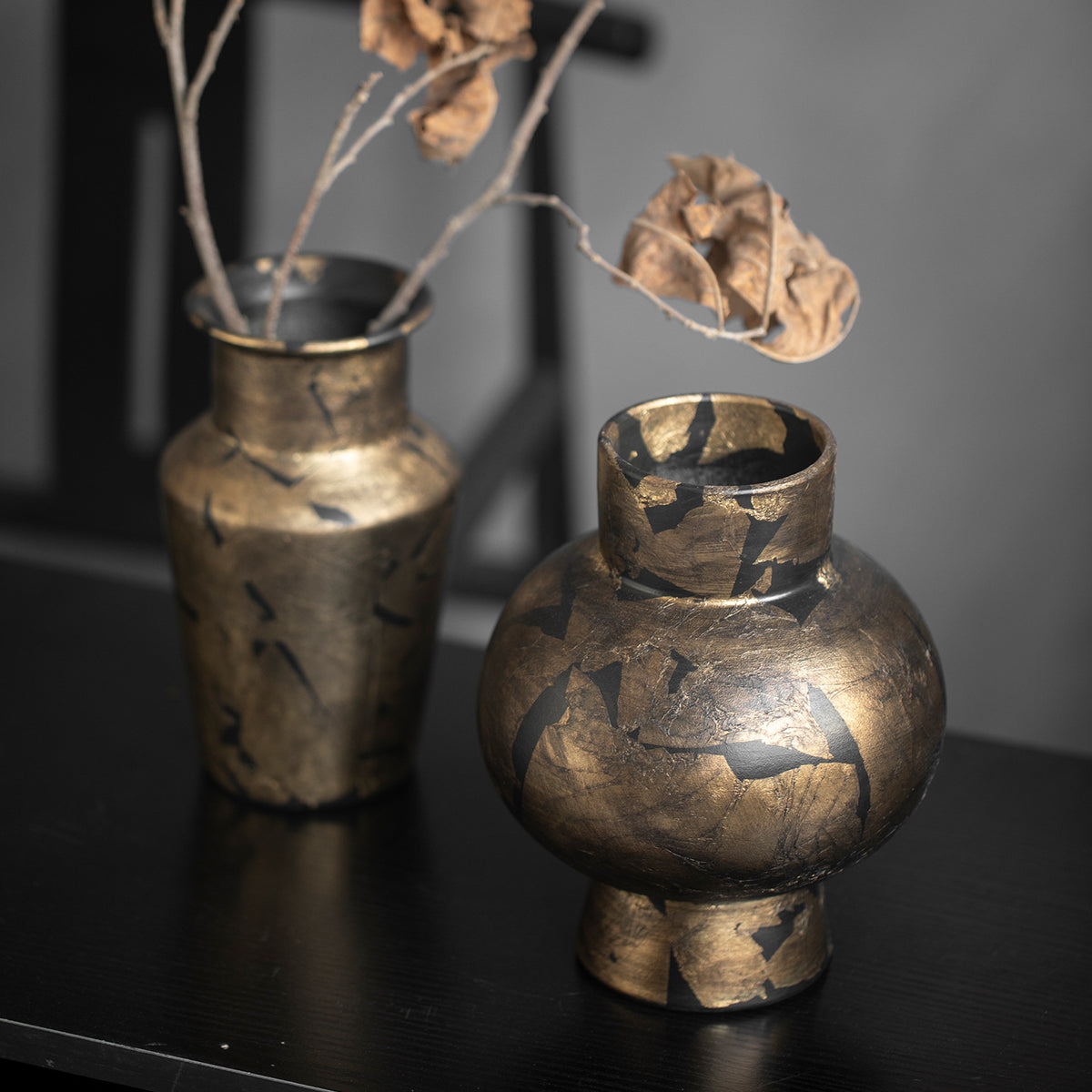 Black gold crackle ceramic vases with dried flowers