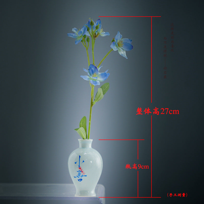 Mini Blue-and-White Porcelain Bud Vase with Floral Arrangement – 9cm New Chinese Tea Table & Desk Decor