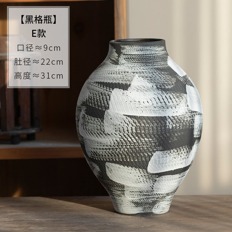 Black and white ceramic vase style E 31 cm high