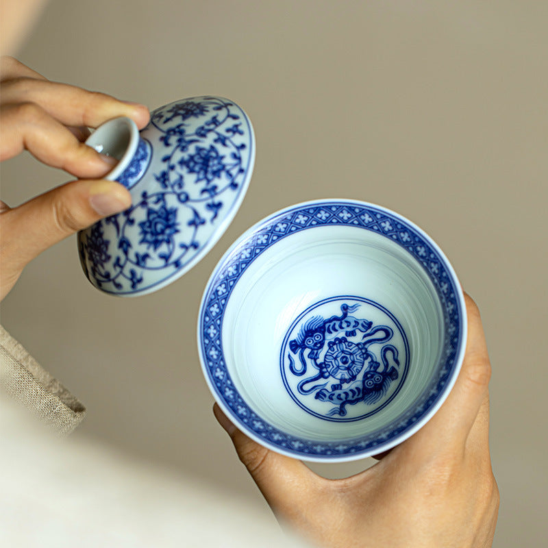 Authentic Jingdezhen Hand-Painted Luxury Underglaze Blue & White Porcelain Sancai Gaiwan - 160ml Anti-Scald Gongfu Tea Bowl