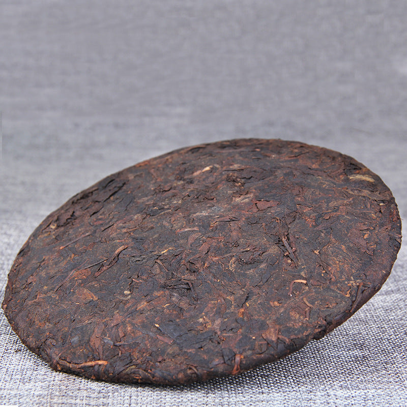 Unwrapped Banzpen Old Tree Ripe Pu-erh Tea Cake 357g 班盆老树熟普