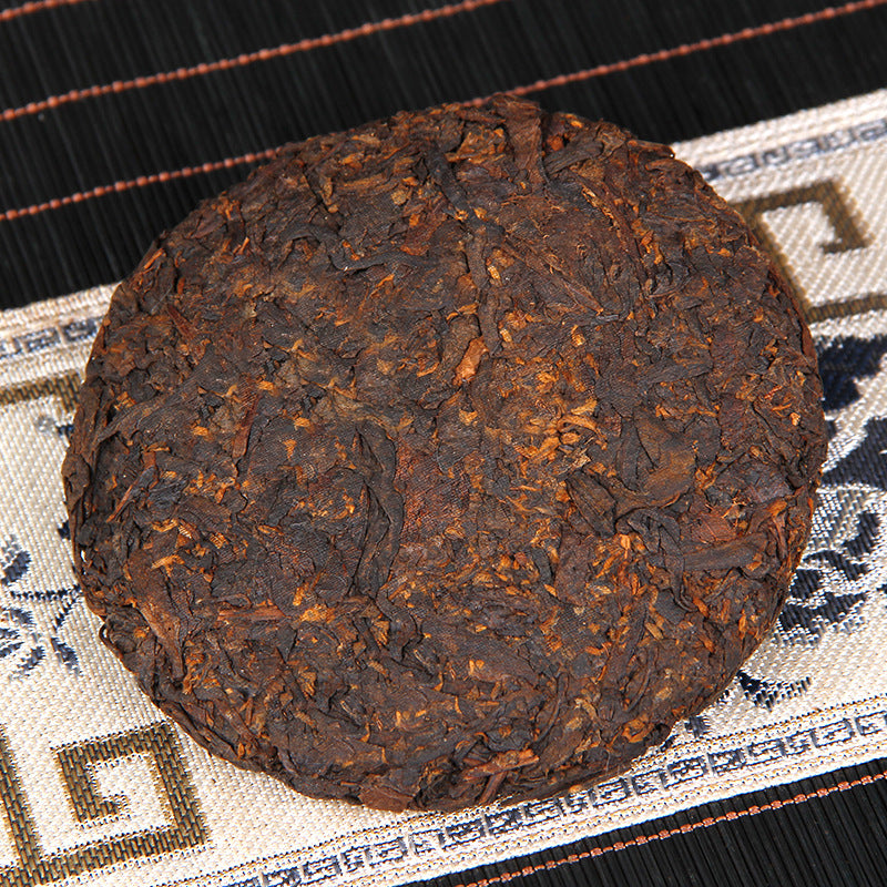 Unwrapped Lao Weidao ripe Pu-erh 100g tea cake pressed leaf surface 老味道 熟普洱