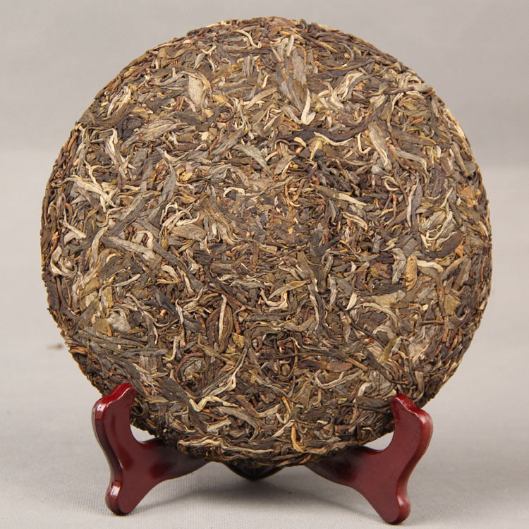 2013 Yiwu spring raw Pu-erh tea cake 357g