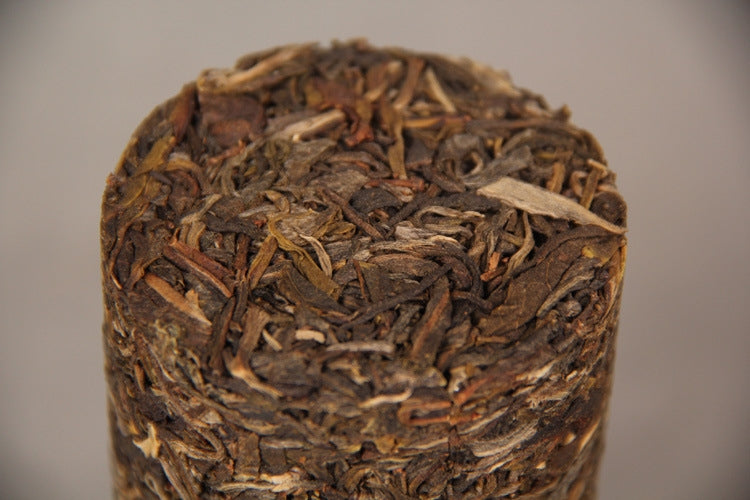 Bingdao ancient-tree raw Pu-erh tea liquor