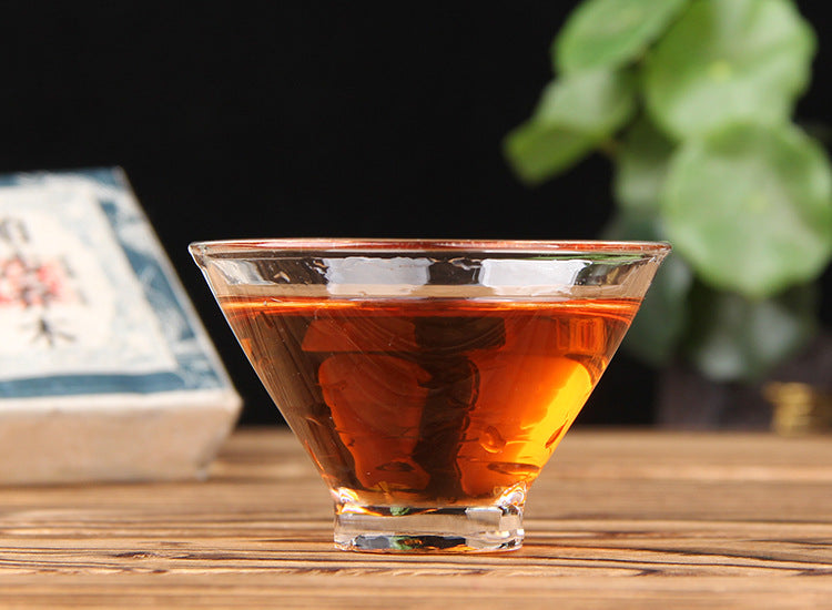 Pasha Qiaomu shou Pu-erh tea brick product photography