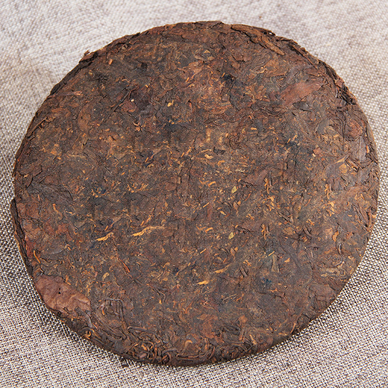 2019 Chen Yun ripe Pu-erh 357g tea cake lifestyle image