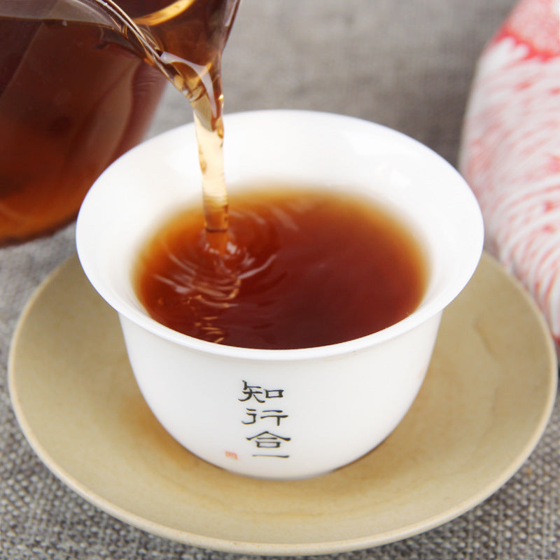 Brewed 2020 Chuanshi Jiaming ripe Pu-erh tea liquor 传世佳茗