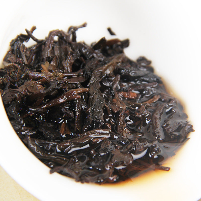 Infused ripe Pu-erh leaves 2020 Chuanshi Jiaming 传世佳茗 熟普