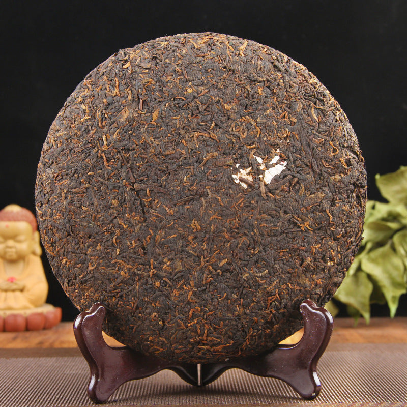 Long Yuan Hao Menghai Chenxiang ripe Pu-erh wrapper detail