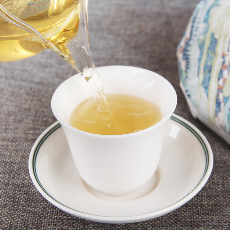 2020 Yunbai white tea brewed tea presentation