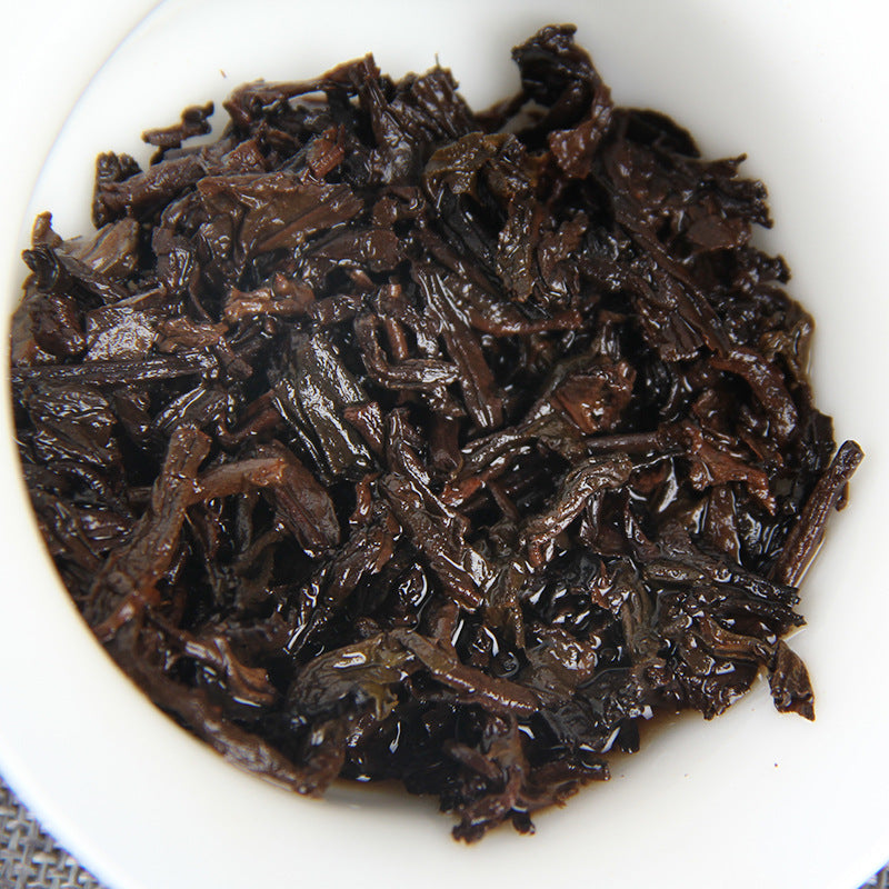 Infused 2021 Menghai Gongbing Ripe Pu-erh leaves 勐海贡饼熟普 叶底