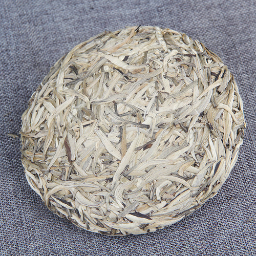 2021 Yugong Yinya Silver Needle Yunnan white tea cake 200g