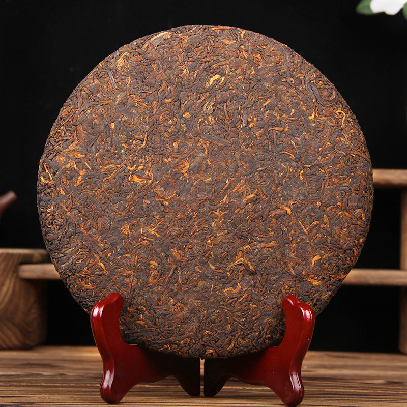 Chunxiang ripe Pu-erh tea liquor detail