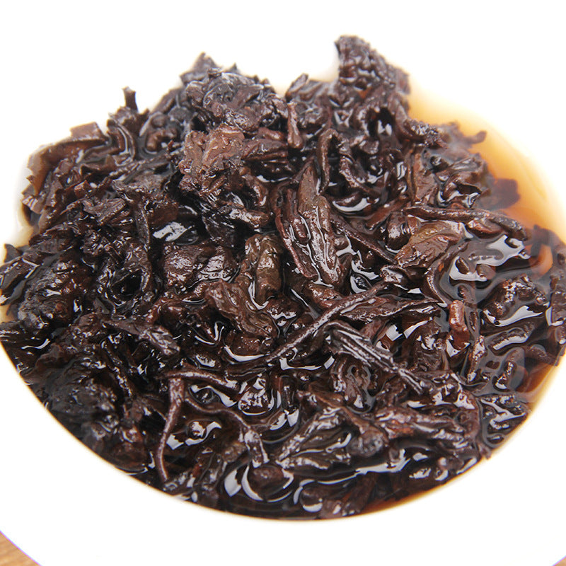 Chunxiang 357g ripe Pu-erh gift presentation