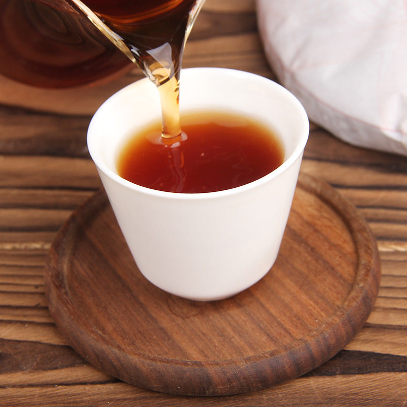 Tea liquor from 2024 Bingdao Laozhai Ripe Pu-erh Tea 冰岛老寨熟茶 茶汤