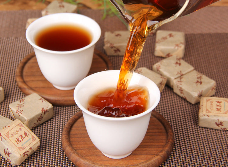 Sticky Rice Aroma Aged Ripe Pu-erh Mini Bricks wrapped presentation 糯米香小方砖