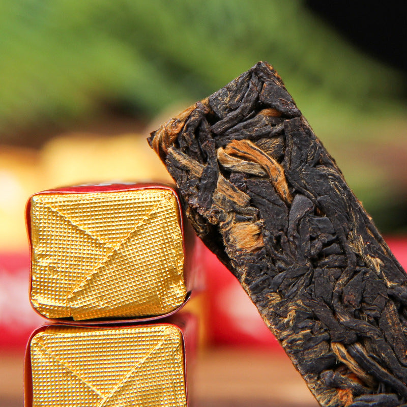 Yunnan ancient tree black tea compressed golden bars gift tea
