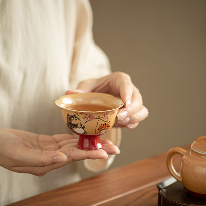 Wood-Fired Style Playful Floral Cat Petal High-Stem Master Teacup - 80ml Anti-Scald Gongfu Cup