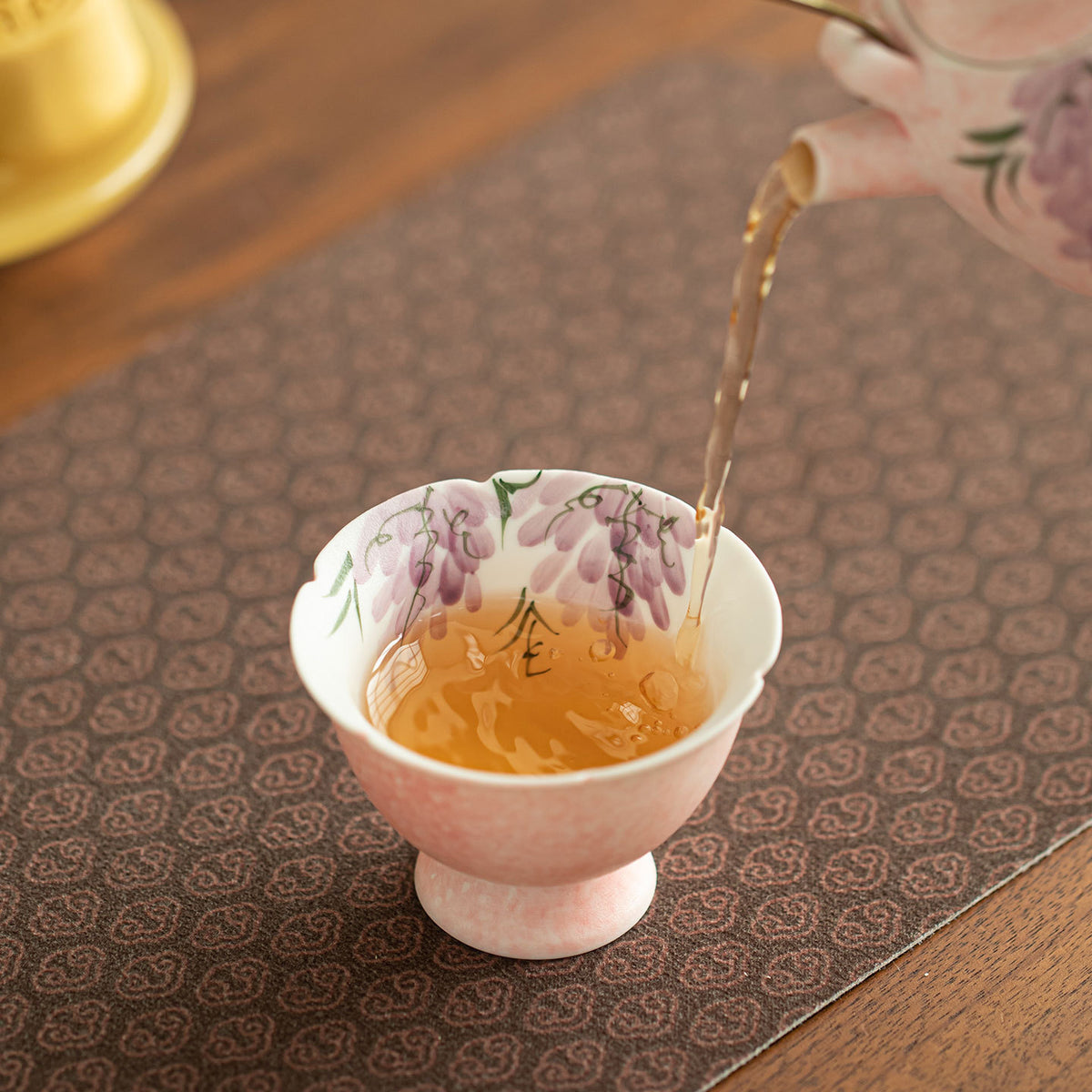 Authentic Rock Mineral White Mist Wisteria High-Stem Mallow-Mouth Teacup - 75ml Gongfu Master Cup