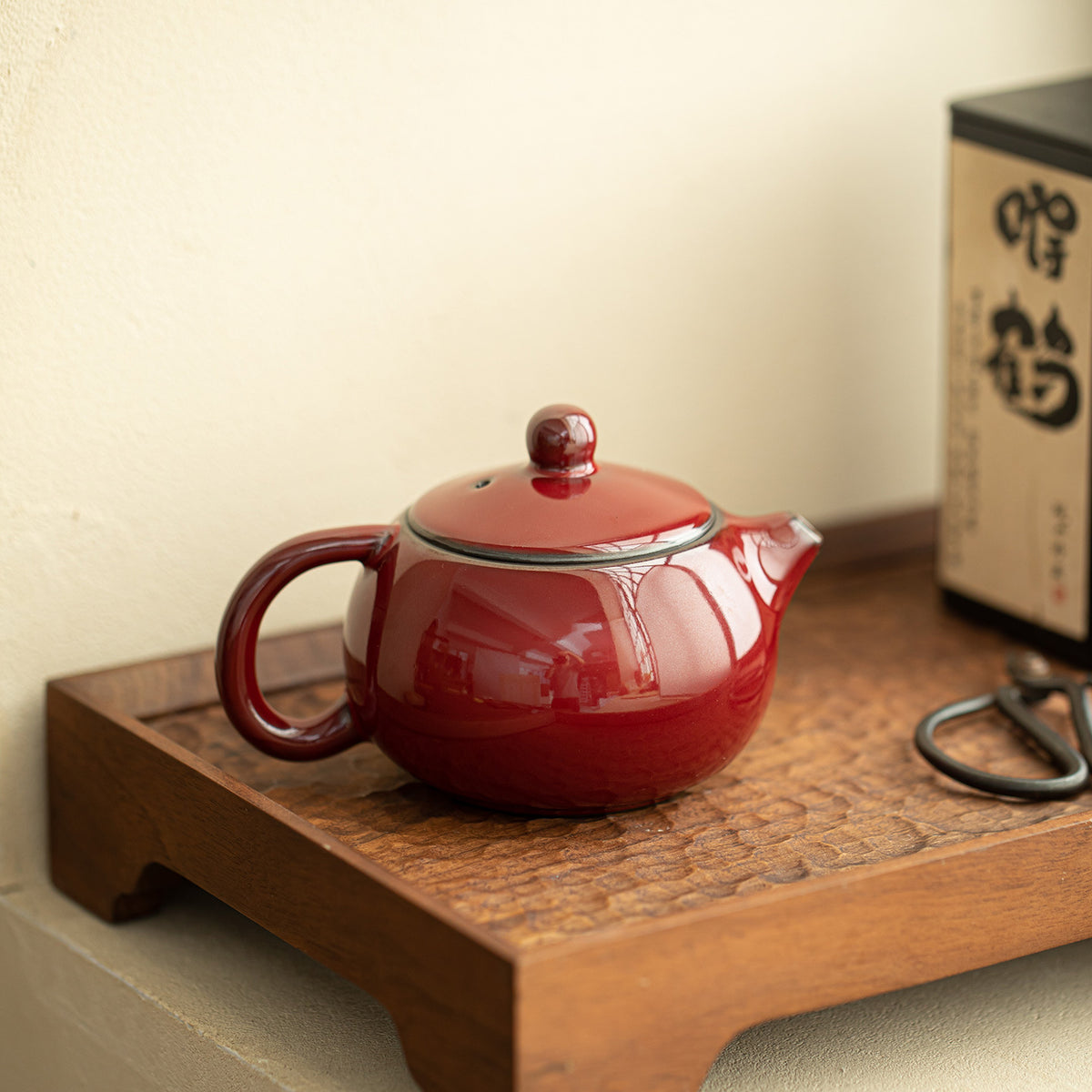 Handcrafted Original Ore Iron-Clay Palace Vermilion Red Xishi Teapot - 190ml Gongfu Teapot