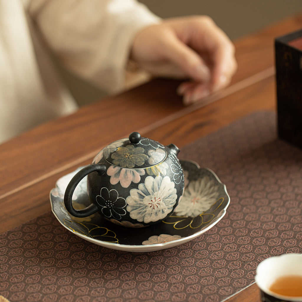 Authentic Jingdezhen Raw Mineral White Hand-Painted Blooming Flora Black Glaze Xishi Teapot - 200ml Gongfu Teapot