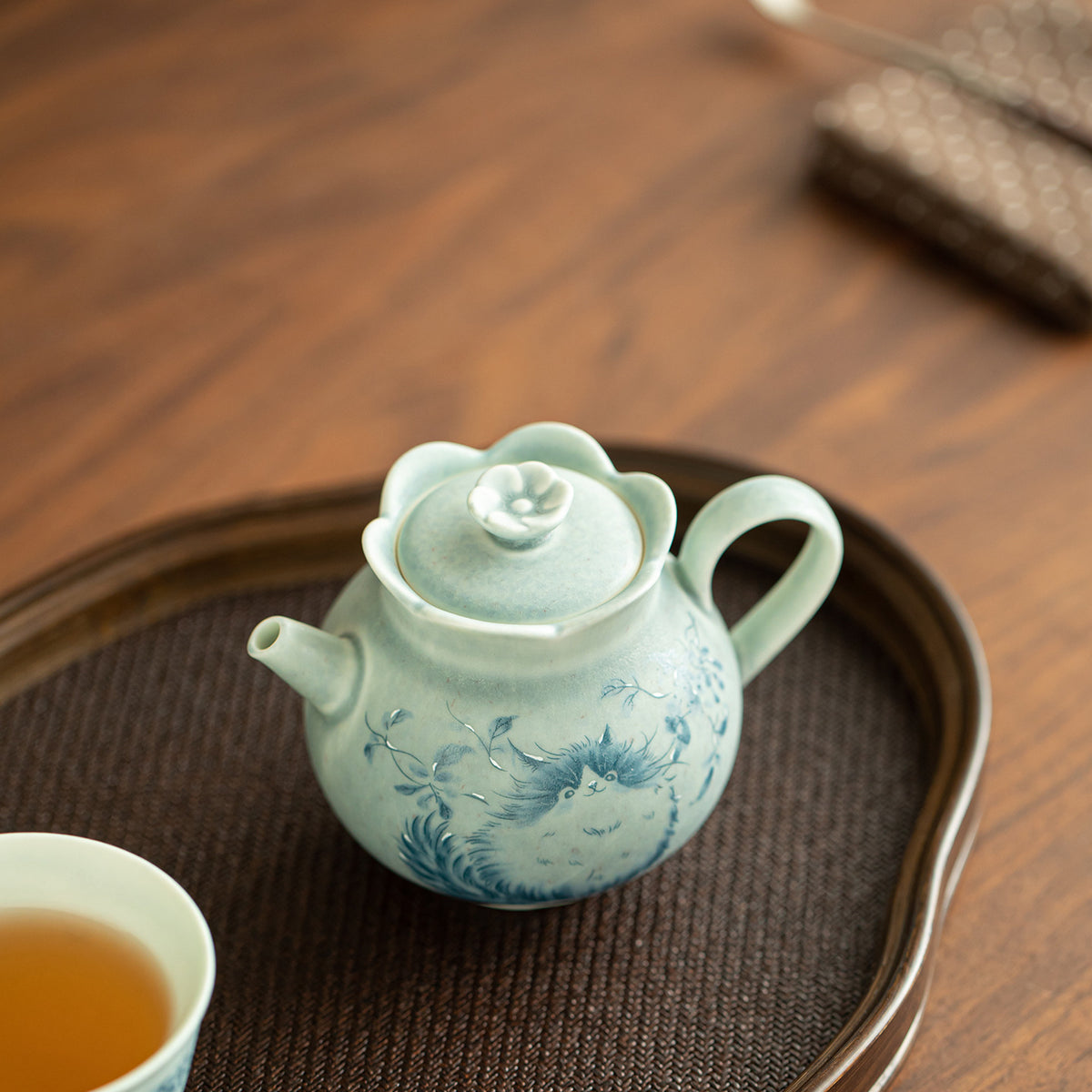 Handcrafted Soda-Fired Blue & White Playful Cat Yuanman Ceramic Teapot - 175ml Gongfu Pot