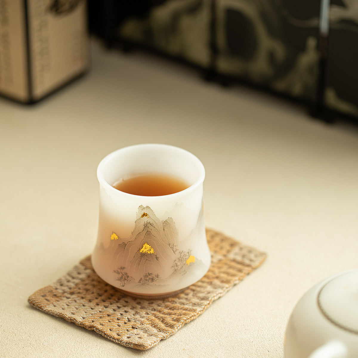 Luxury Dehua Mutton-Fat Jade Ice Biscuit 24K Gold Mountain Archer's Ring Teacup - 80ml Master Cup