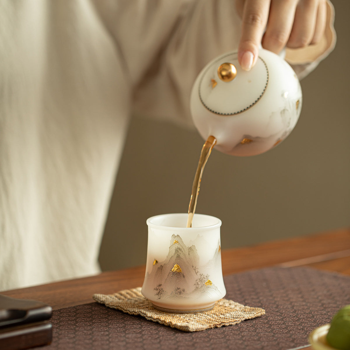 Luxury Dehua Mutton-Fat Jade Ice Biscuit 24K Gold Mountain Archer's Ring Teacup - 80ml Master Cup