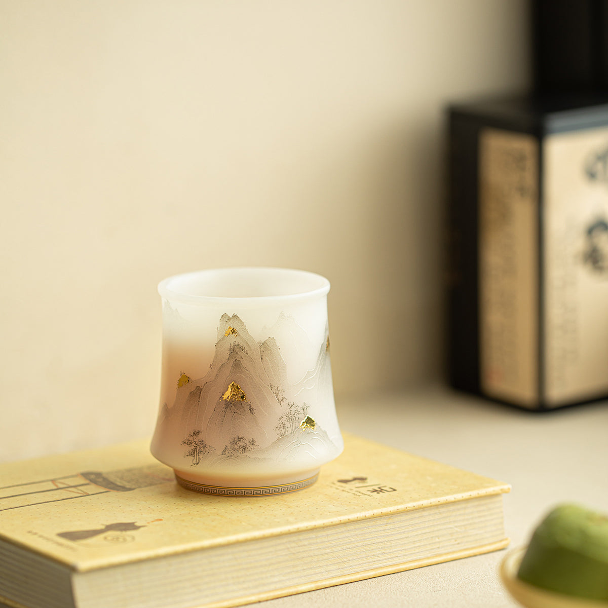 Luxury Dehua Mutton-Fat Jade Ice Biscuit 24K Gold Mountain Archer's Ring Teacup - 80ml Master Cup