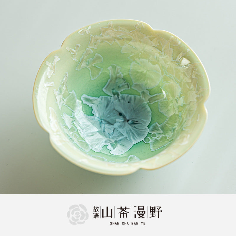 Authentic Crystalline Gradient Flower-Petal Flared Master Teacup - 85ml Gongfu Cup