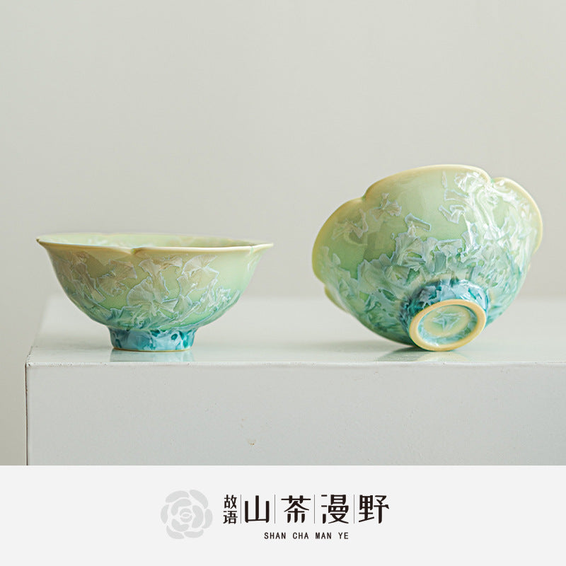 Authentic Crystalline Gradient Flower-Petal Flared Master Teacup - 85ml Gongfu Cup