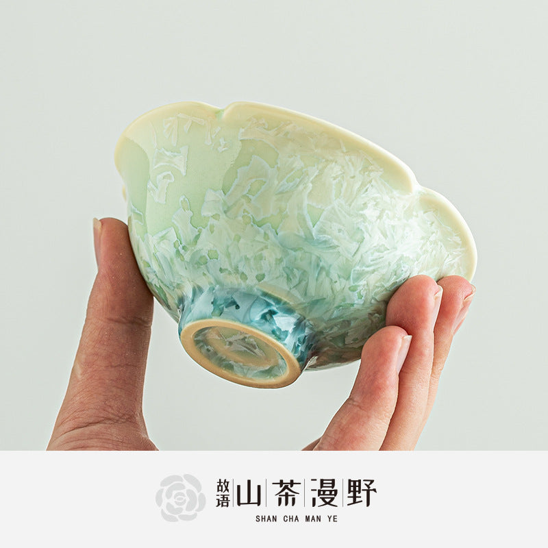 Authentic Crystalline Gradient Flower-Petal Flared Master Teacup - 85ml Gongfu Cup
