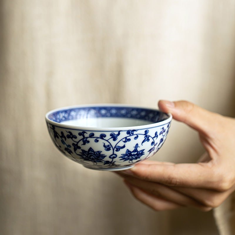 Authentic Jingdezhen Hand-Painted Blue & White Interlocking Lotus Large Master Teacup - 120ml Gongfu Teacup