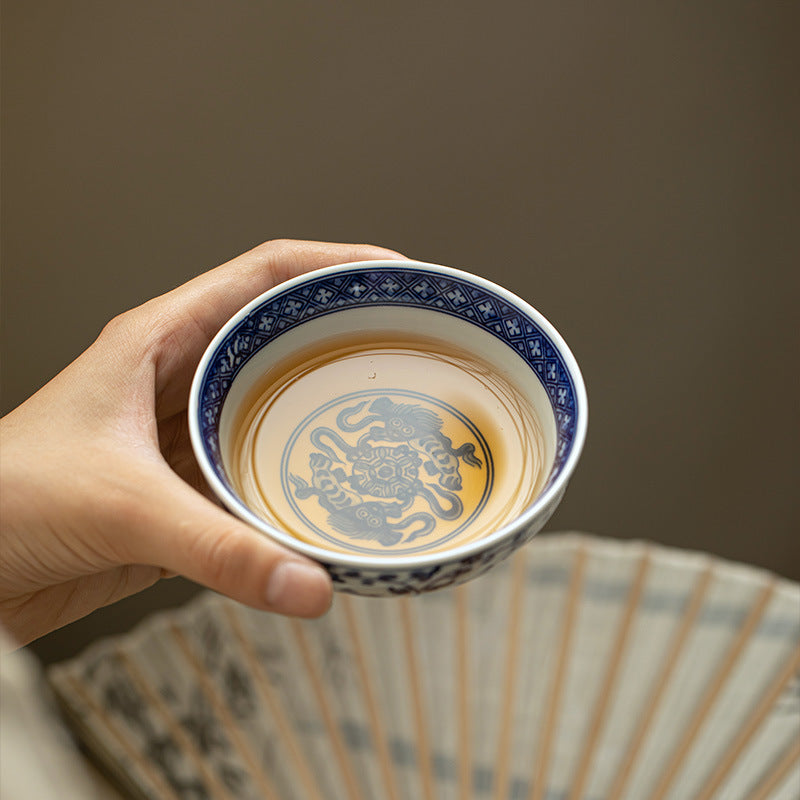 Authentic Jingdezhen Hand-Painted Blue & White Interlocking Lotus Large Master Teacup - 120ml Gongfu Teacup