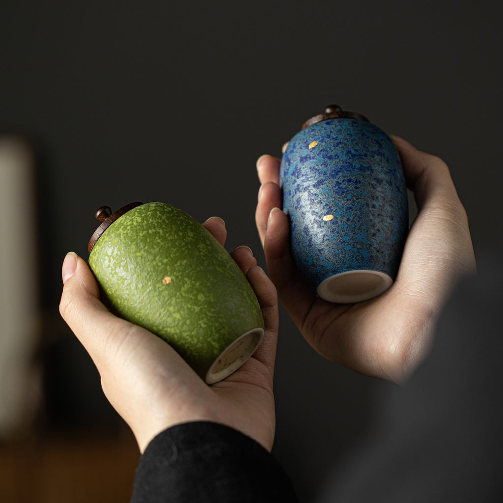 Authentic Gold-Splashed Portable Mini Ceramic Tea Caddy with Wooden Lid - Airtight Travel Canister