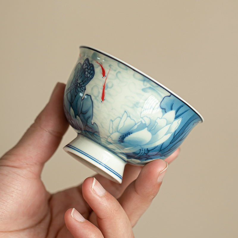 Authentic Jingdezhen Handcrafted Blue & White Hovering Lid Master Tasting Cup - 80ml Gongfu Teacup