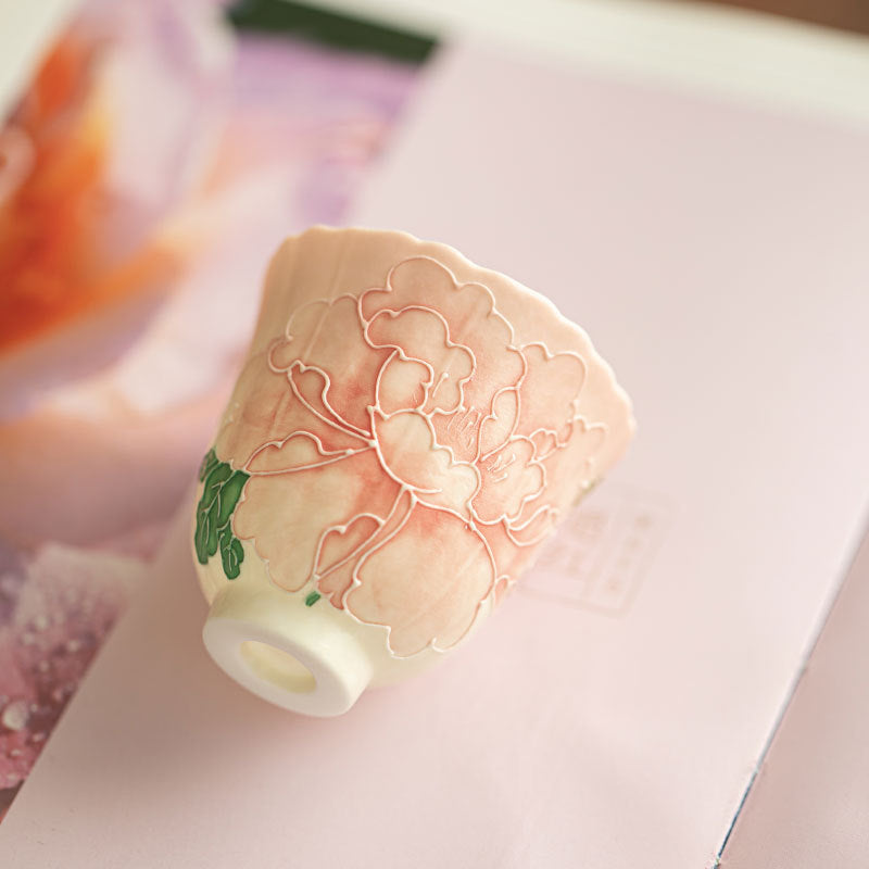 Authentic Jingdezhen Raw Mineral White Gradient Hand-Painted Peony Master Teacup - 90ml Gongfu Teacup
