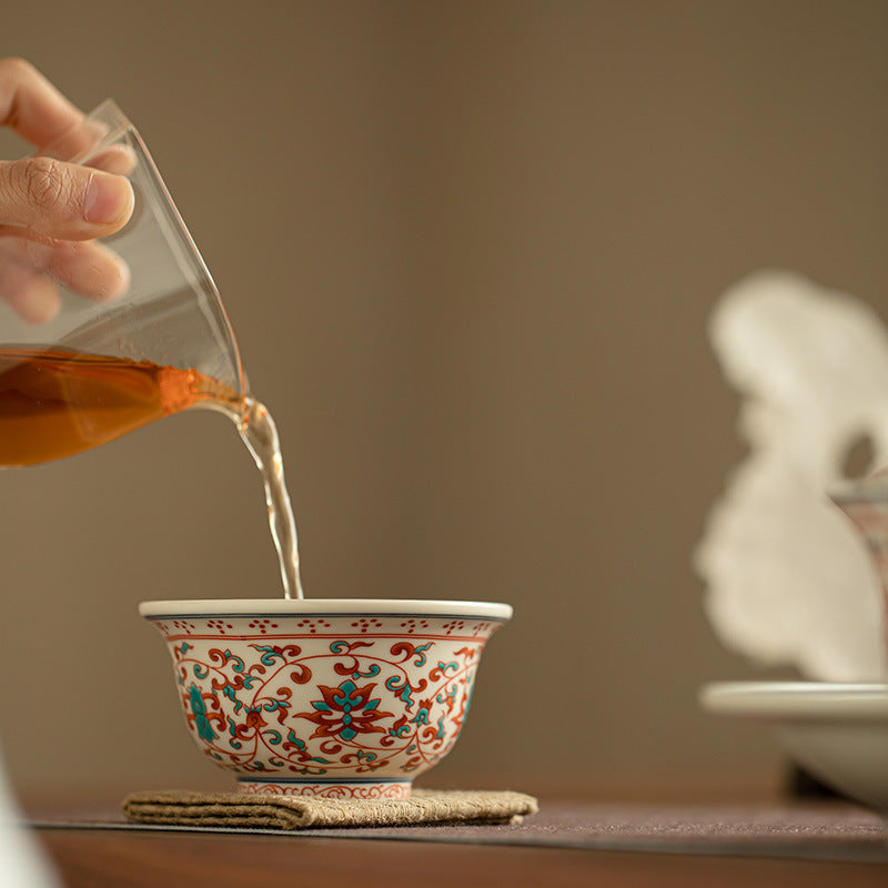 Authentic Jingdezhen Hand-Painted Antique Fencai Interlocking Lotus Yashou Master Teacup - 90ml Gongfu Teacup