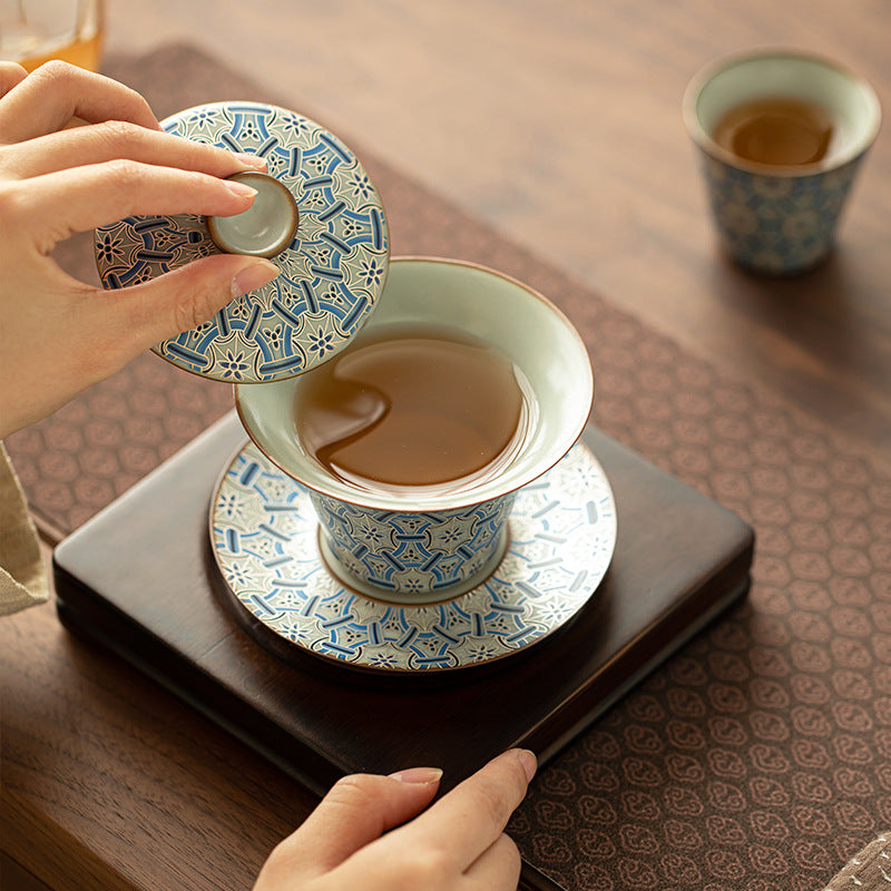 Authentic Jingdezhen Hand-Painted Blue & White Blooming Floral Hovering Horseshoe Sancai Gaiwan Tea Bowl - 160ml