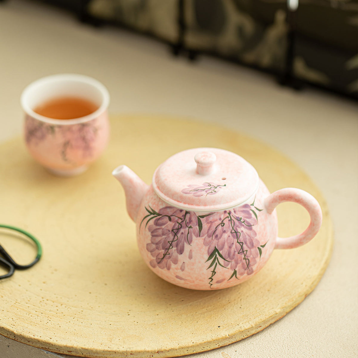 Authentic Rock Mineral White Mist Wisteria Dezhong Ceramic Teapot - 190ml Luxury Gongfu Teapot