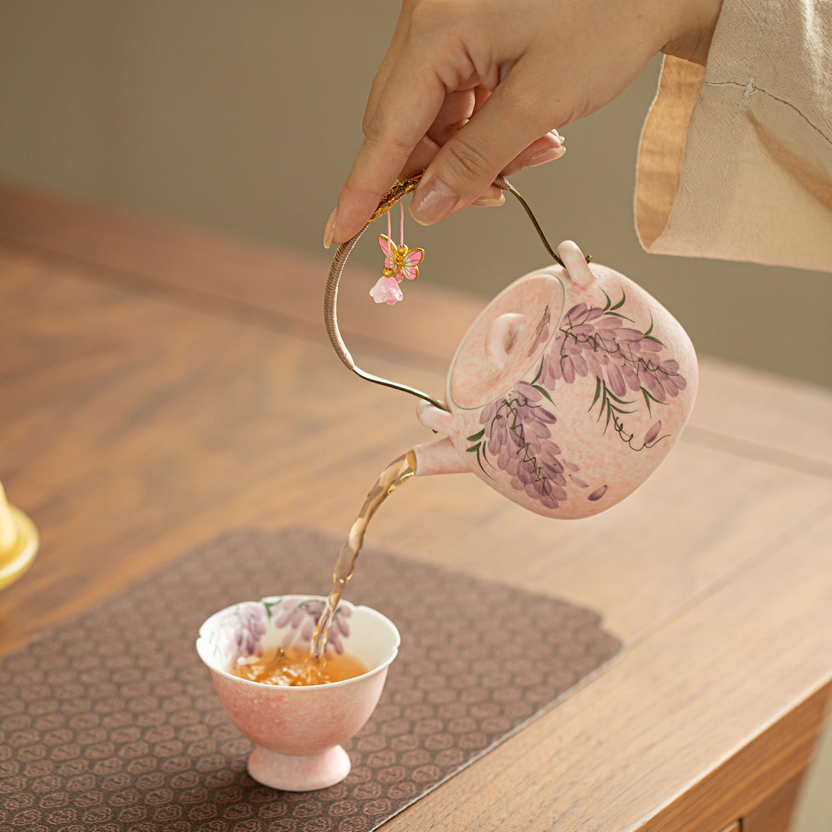 Authentic Rock Mineral White Mist Wisteria Flat Beam-Handle Ceramic Teapot - 210ml Gongfu Kettle
