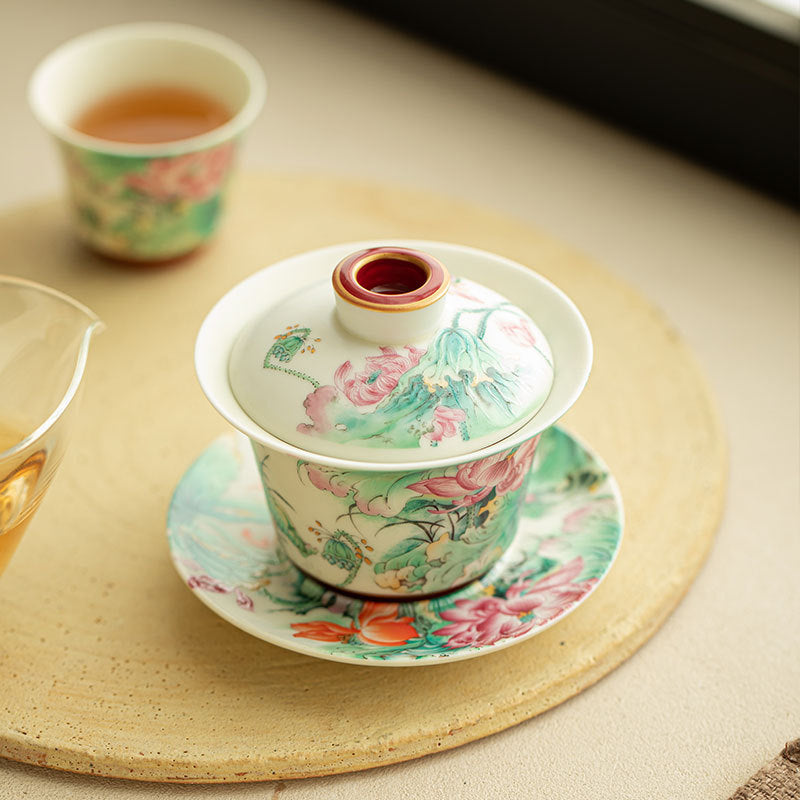 Handcrafted Enamel Famille-Rose Lotus Rhyme Hover-Suspension Gaiwan - 160ml Luxury Tea Bowl