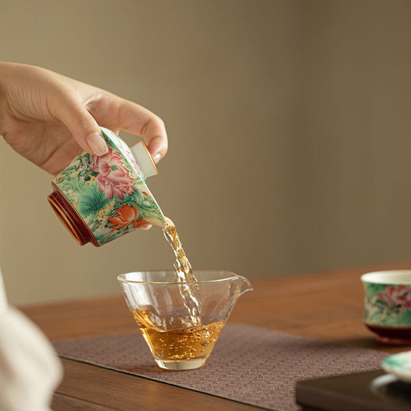 Handcrafted Enamel Famille-Rose Lotus Rhyme Hover-Suspension Gaiwan - 160ml Luxury Tea Bowl