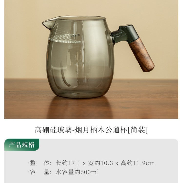 Heat-Resistant Borosilicate Glass Fairness Pitcher with Anti-Scald Handle - 300ml Gongfu Cha Hai