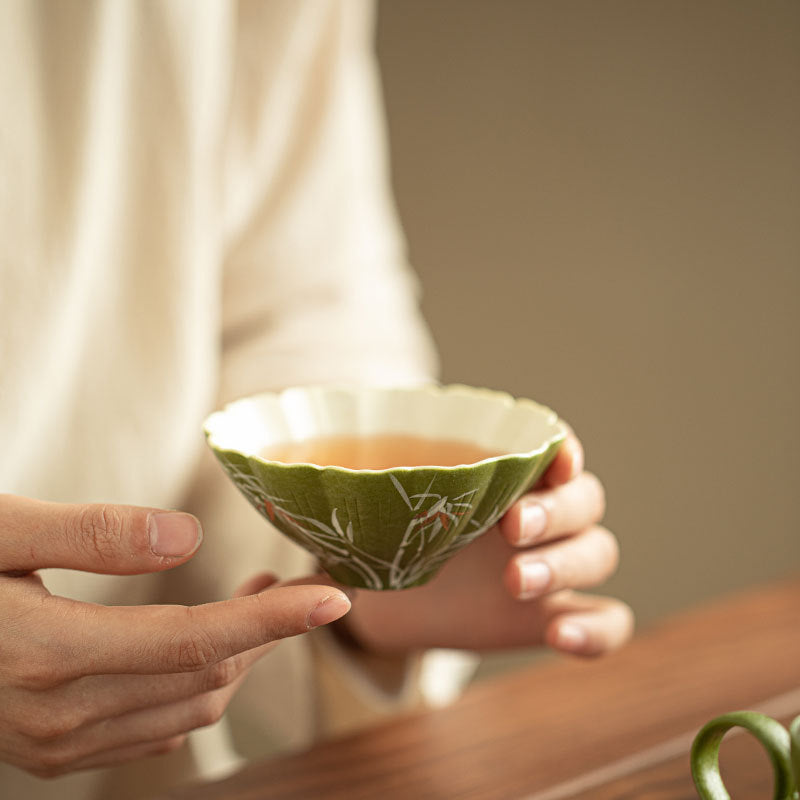 Authentic Jingdezhen Hand-Painted Bamboo Shadow Gold-Splashed Flared Teacup - 75ml Gongfu Master Cup